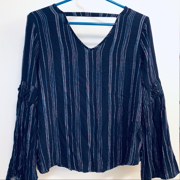 Pullover Top Pink Rose Striped Boho Top Laces & Bell Sleeves Size Small - Picture 7 of 7